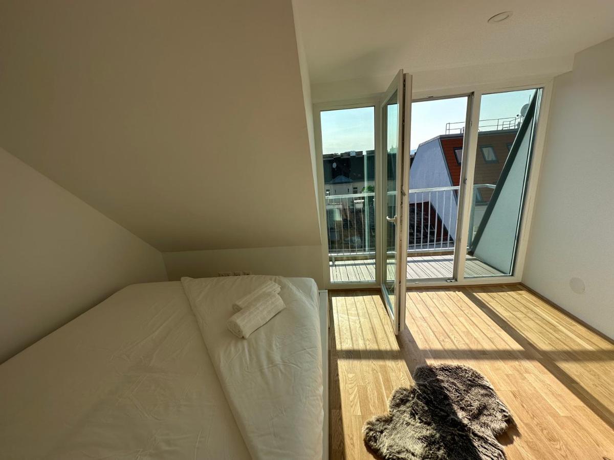Contemporary Apartment With Stunning Views 20 Bécs Kültér fotó